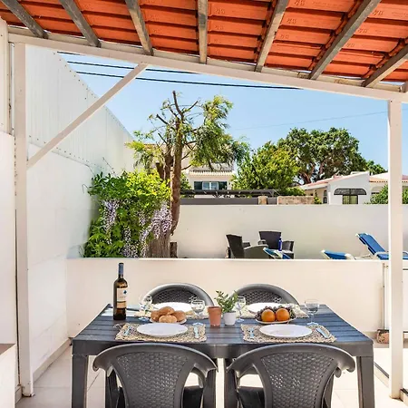 Dela * Gale (Albufeira)